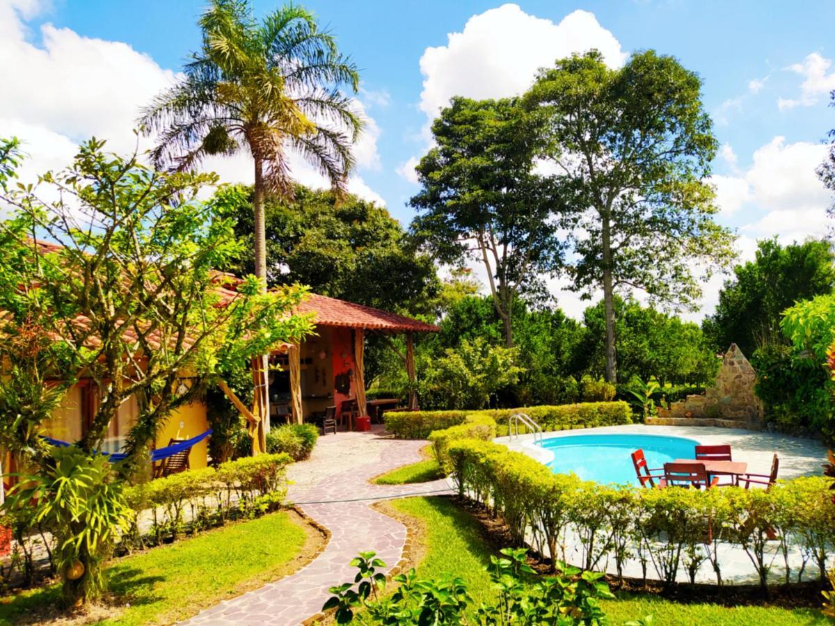 Hotel del Campo Quimbaya Exterior foto